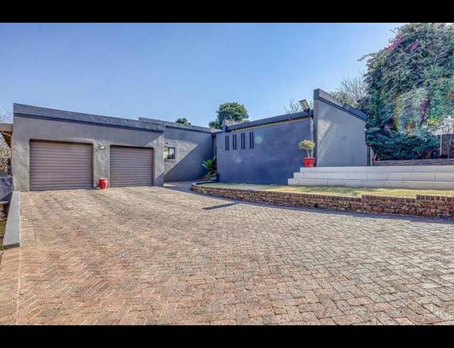 4 BEDROOM HOUSE FOR SALE IN MULBARTON